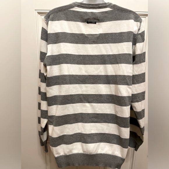 💙Men’s Point Zero Black label Large Grey & White Striped Pullover V Neck. - Picture 2 of 10